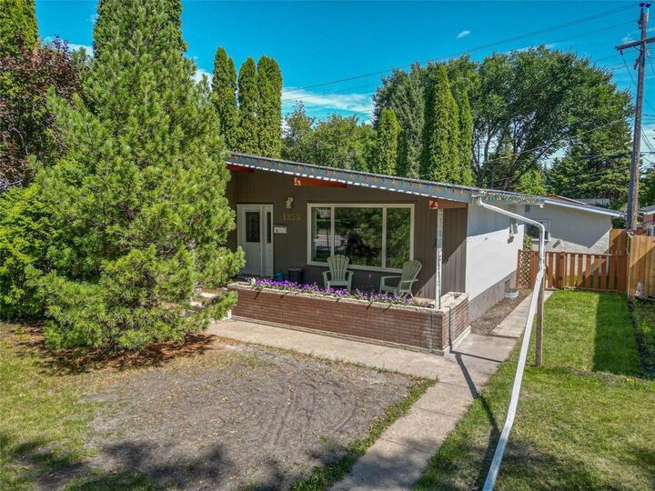 1233 26th Street  Brandon MB R7B 2C4 photo