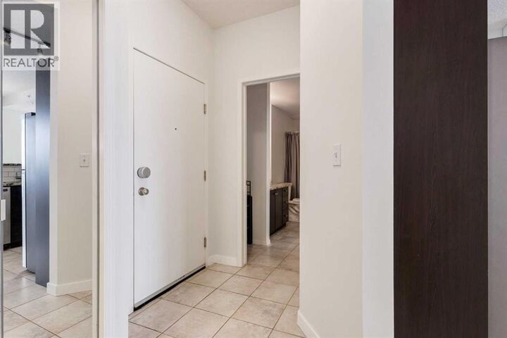Property Photo:  1053 10 Street Southwest  AB T2R 1S6 