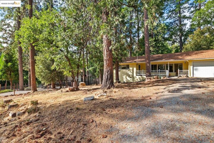 Property Photo: 23718 Fremont Way CA 95383