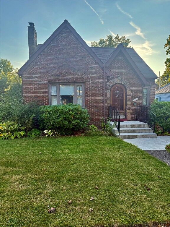 Property Photo:  3838 Trask Avenue  PA 16508 