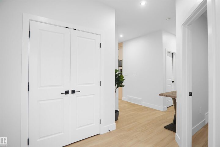 Property Photo:  17 Tenuto Link  AB T7X 0Z3 