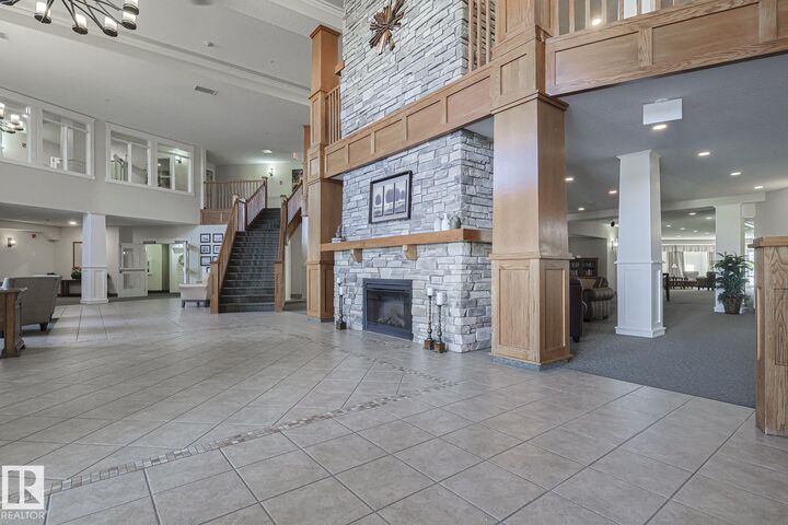 Photo de la propriété: 112A 511 Queen Street AB T7X 0G4