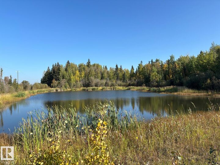 Photo de la propriété:  Range Road 83 Twp Rd 482  AB T7A 0C1 