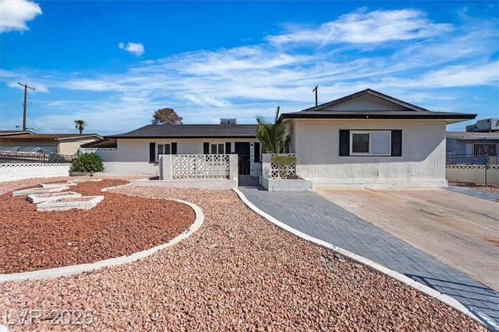 Property Photo: 1108 Princess Katy Avenue NV 89119