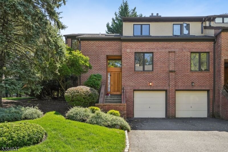 Property Photo:  1 Stepping Rdg  NJ 07006 