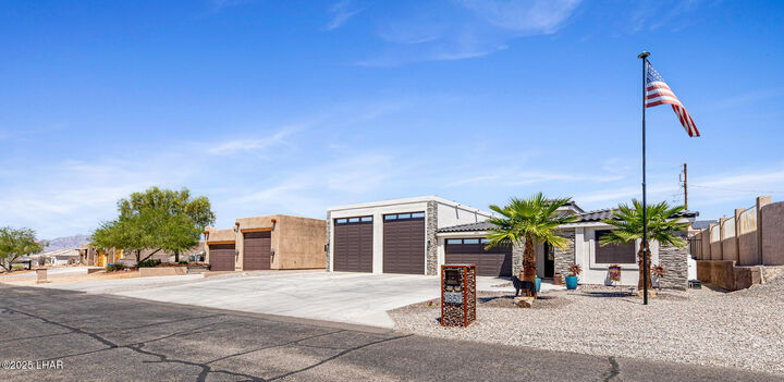 Property Photo: 1851 Dion Dr AZ 86404