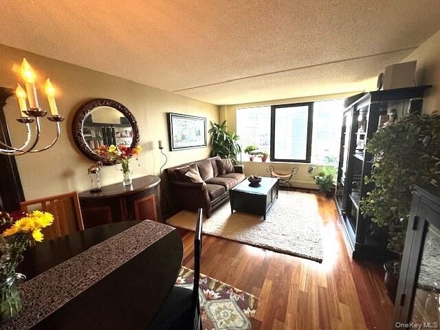 Property Photo:  4 Martine Avenue 1402  NY 10606 