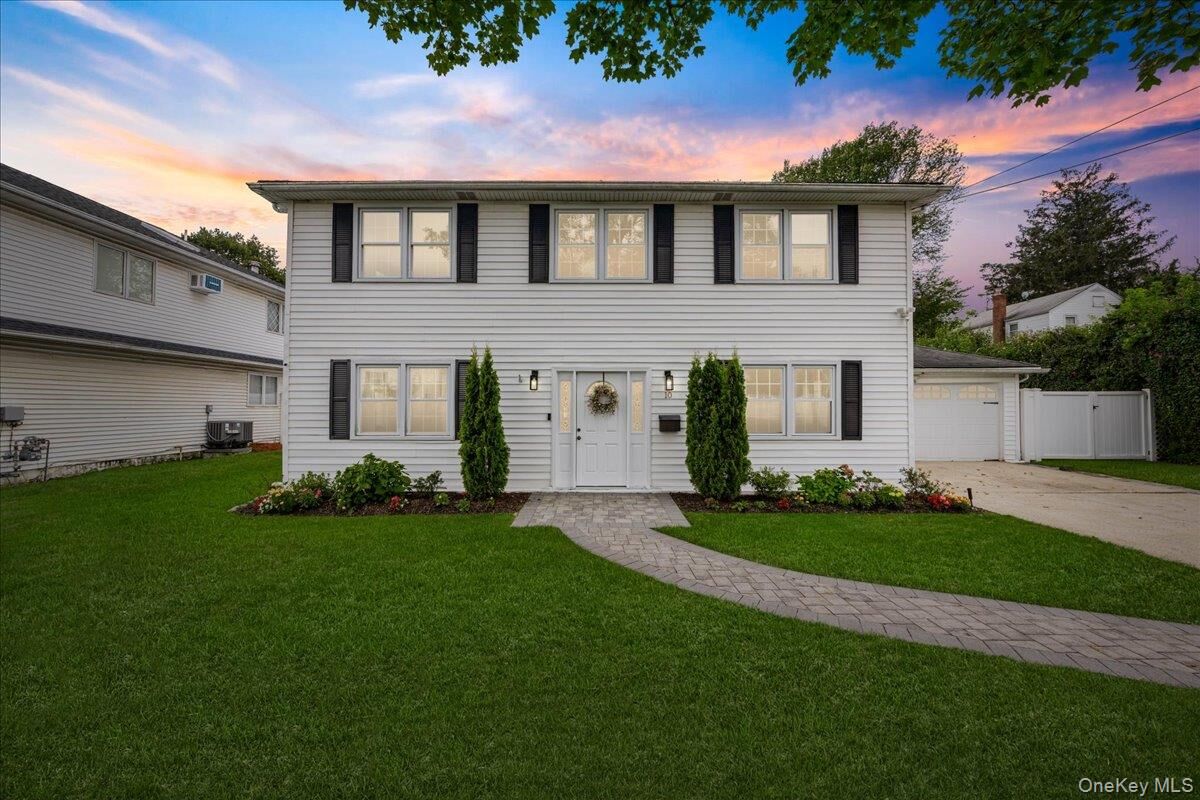 Property Photo:  10 Alpha Street  NY 10707 