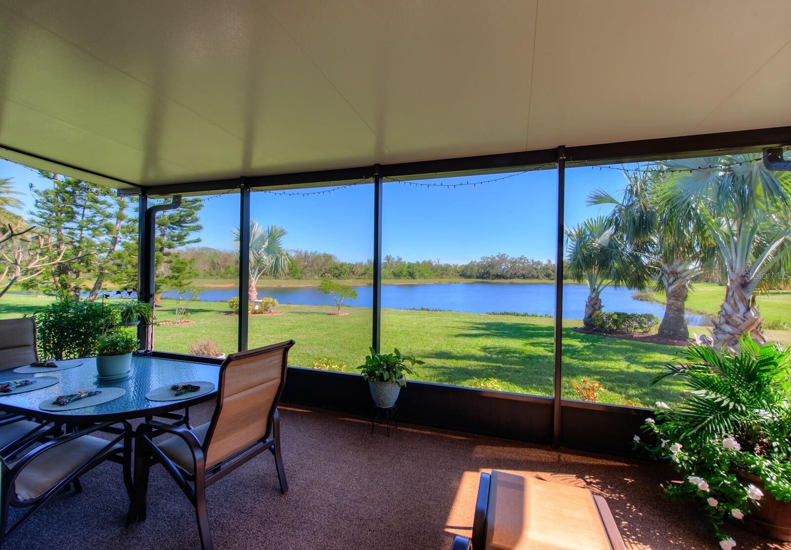 Property Photo: 5616 107th Terrace E FL 34219