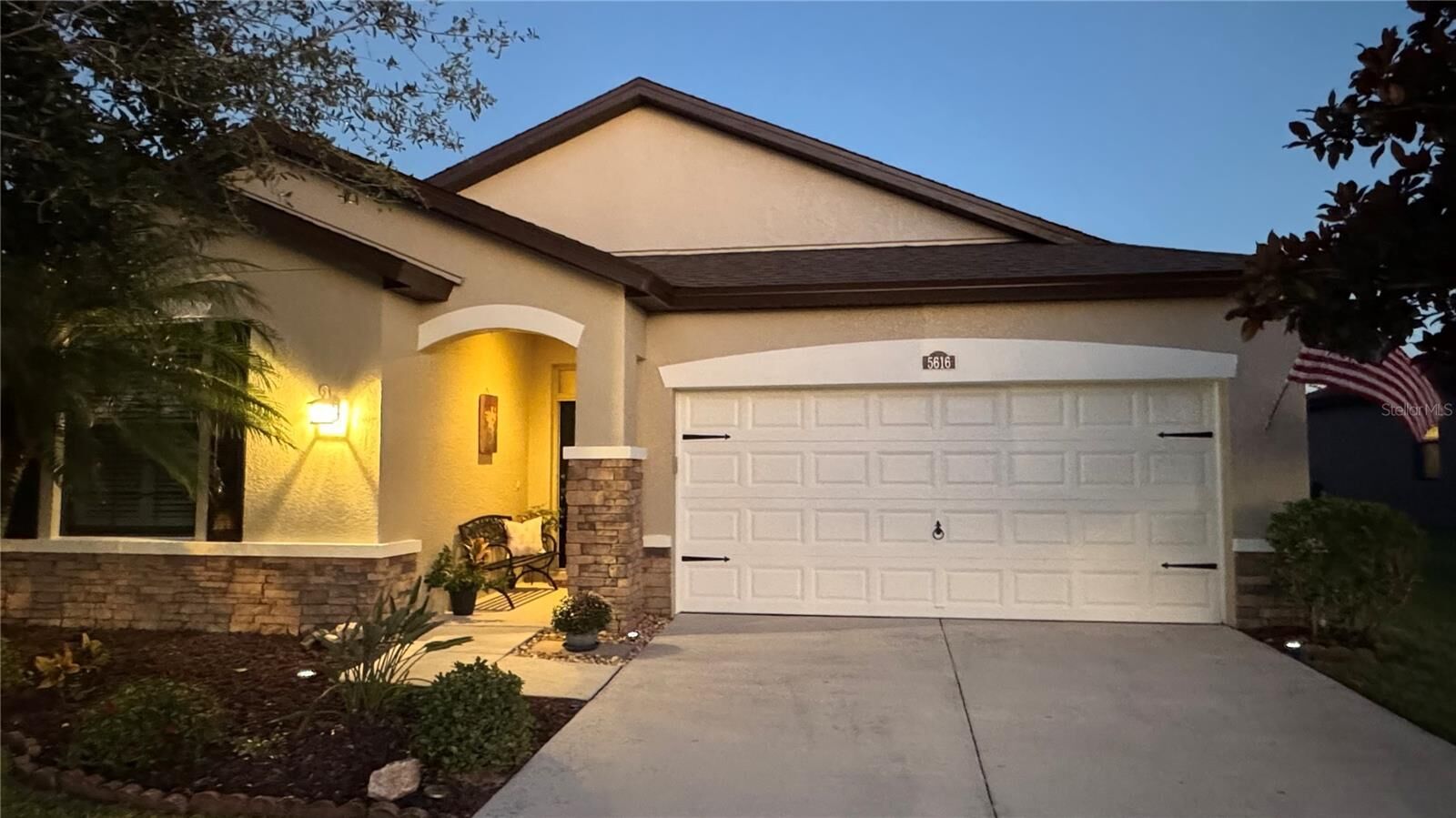 Property Photo:  5616 107th Terrace E  FL 34219 