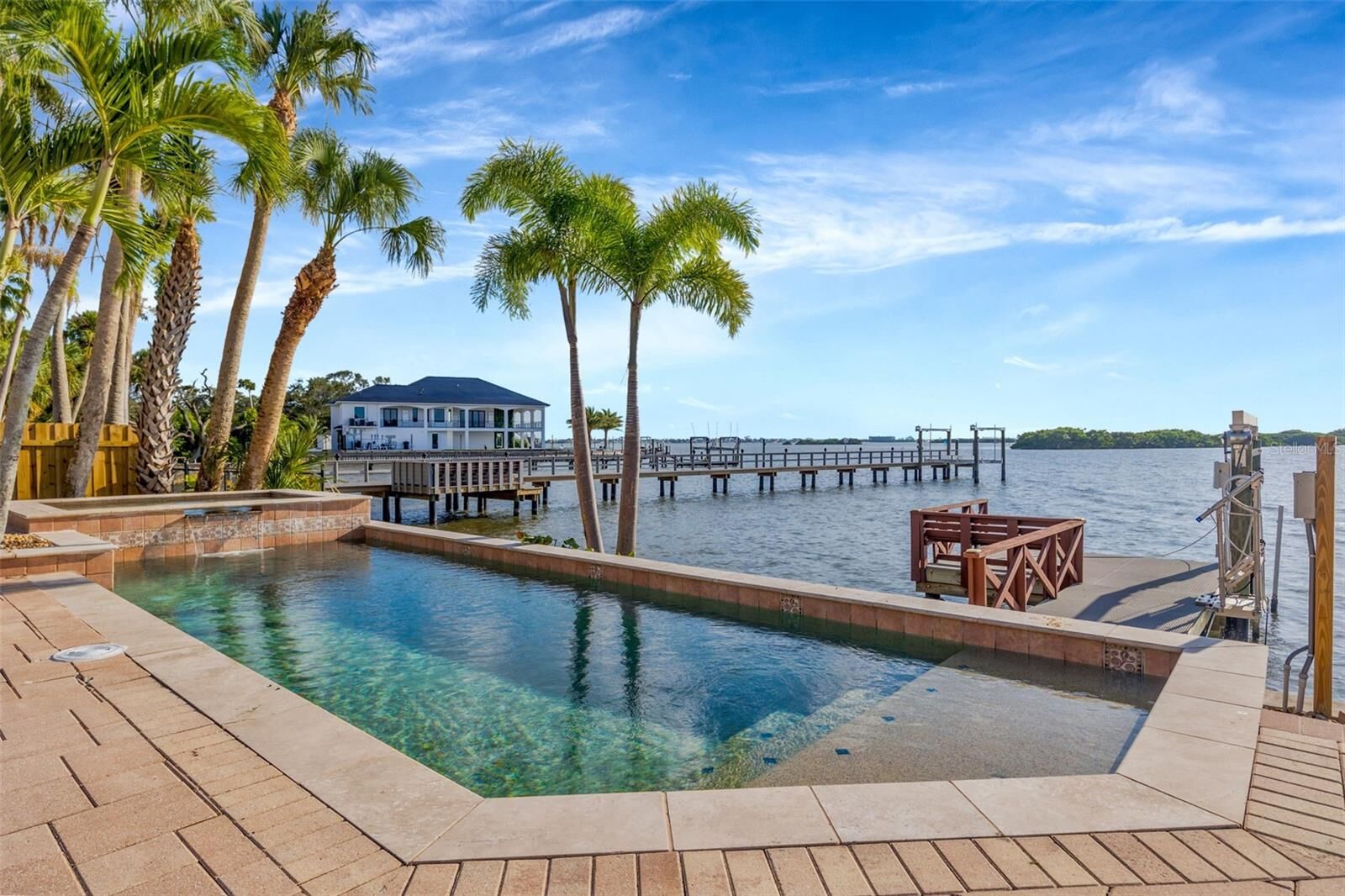 Property Photo:  8400 35th Avenue N  FL 33710 