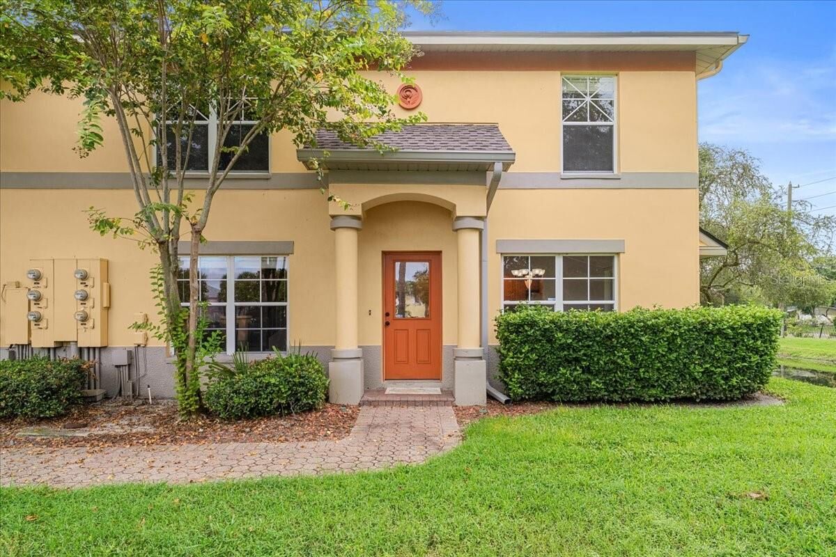 Property Photo: 104 Coquina Bay Drive FL 33705