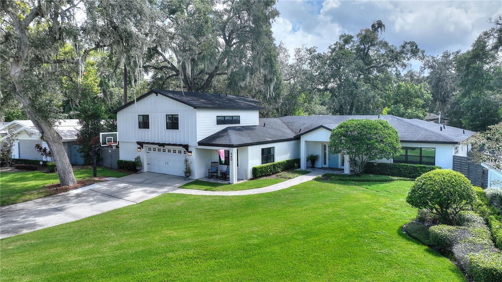 Property Photo:  640 Arjay Way  FL 32789 