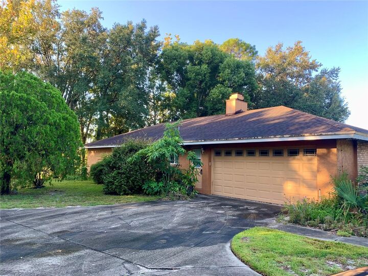 Property Photo:  1821 Crowley Circle  FL 32779 