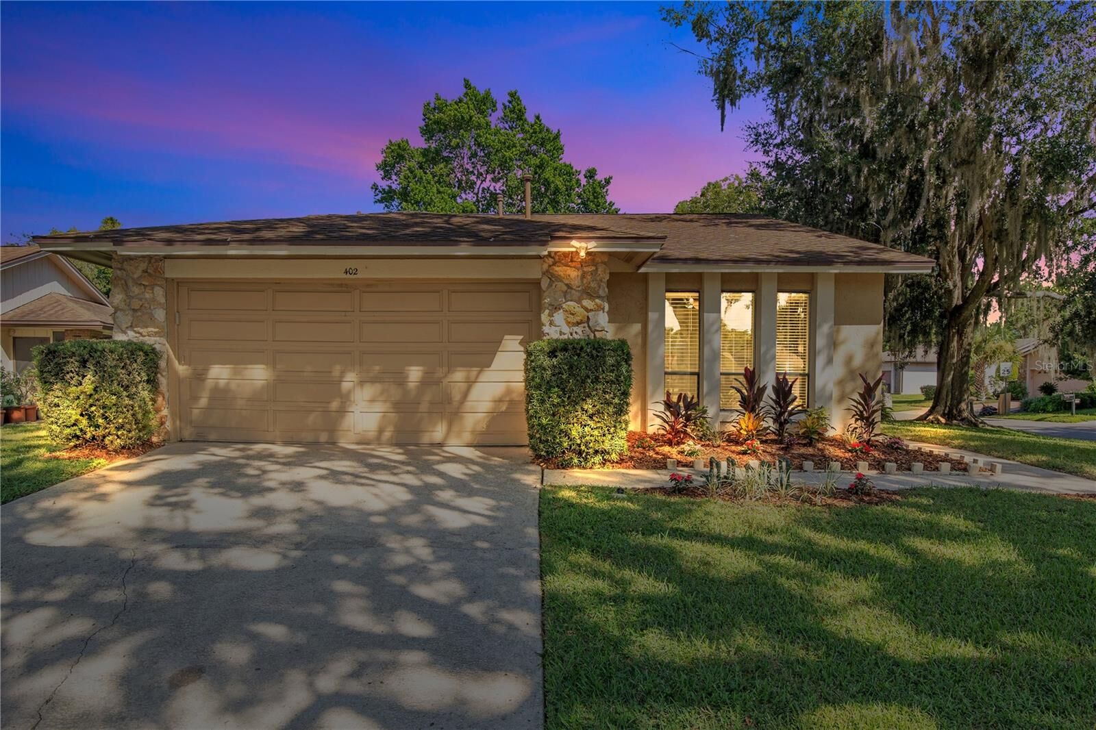 Property Photo:  402 San Leandro Drive  FL 32707 