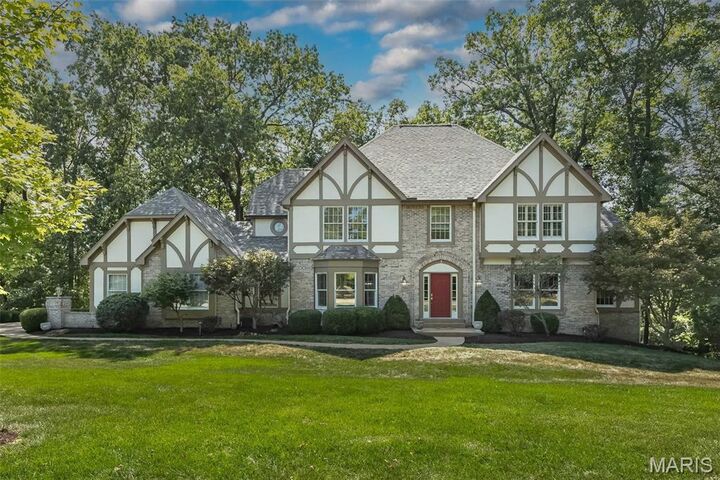 1816 Parsonage Drive  Chesterfield MO 63005 photo