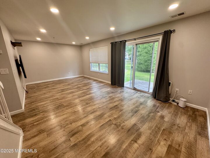 Property Photo: