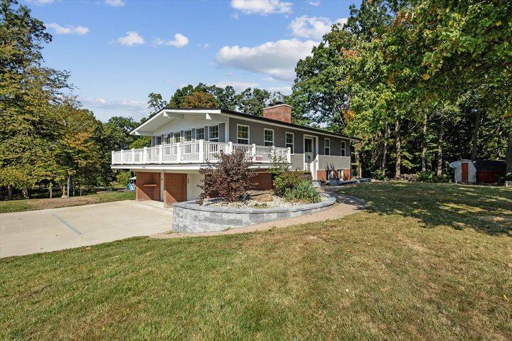Property Photo:  9402 Pleasant Drive  MI 49286 