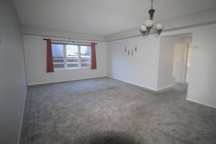 Property Photo:  3303 Grove Avenue 304  IL 60402 
