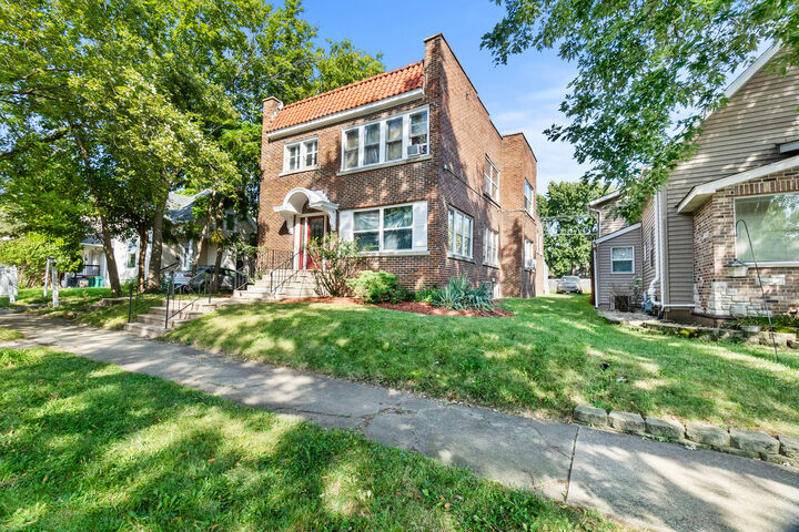 Property Photo: 910 Nicholson Street IL 60435