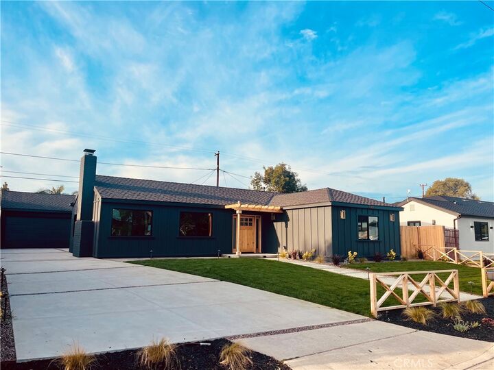 Property Photo:  939 Congress Street  CA 92627 