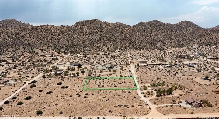 Property Photo: 5545 Red Ryder CA 92268