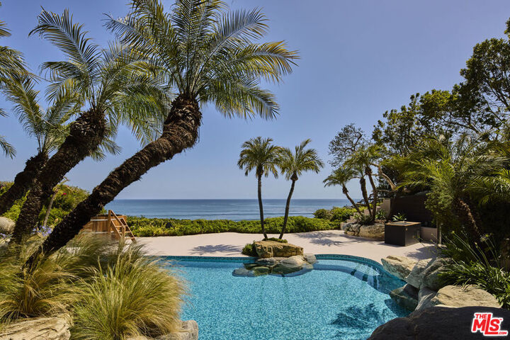 Property Photo:  6962 Wildlife Road  CA 90265 