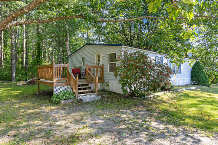 Property Photo: 7 Billington Lane ME 04008
