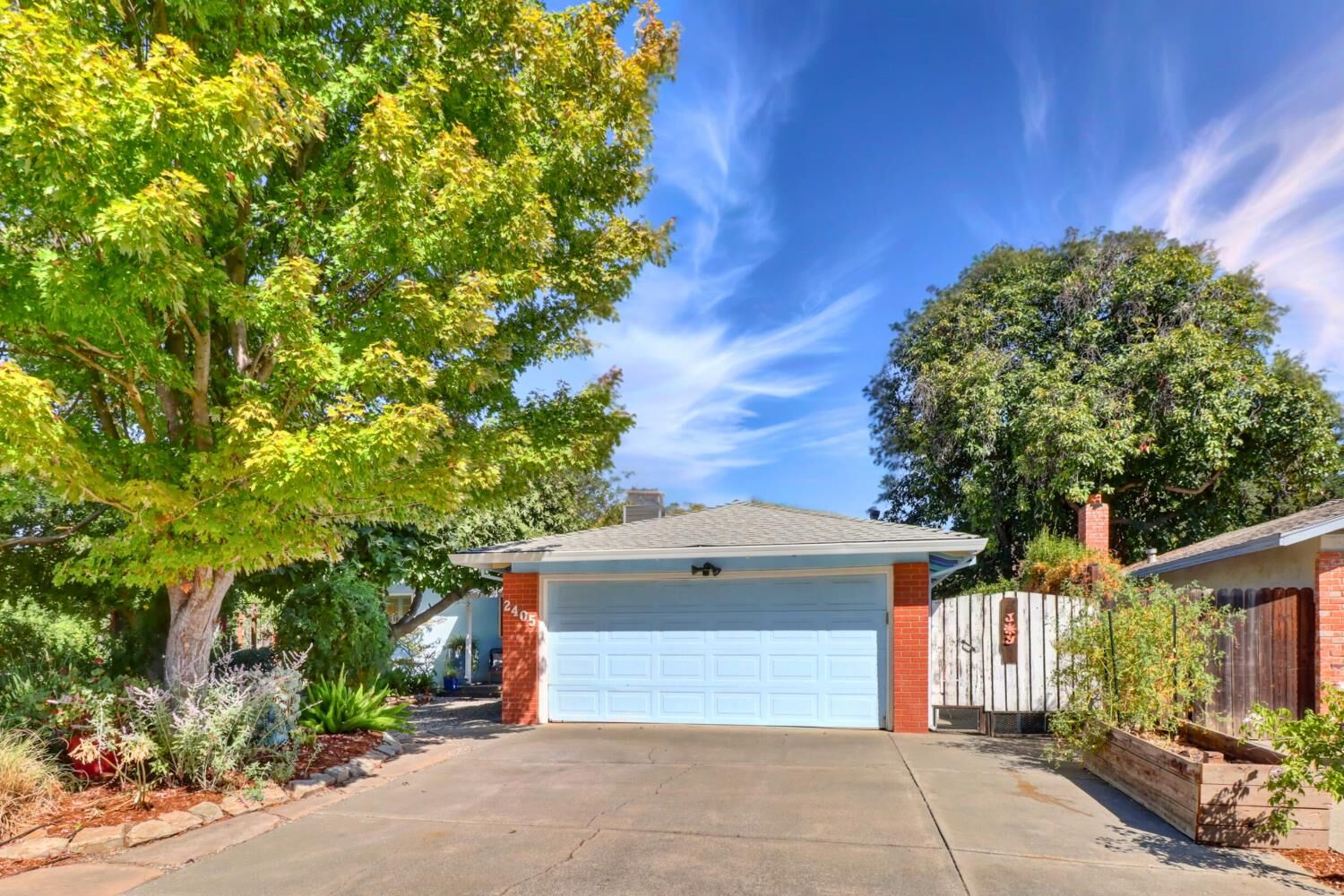 Property Photo:  2405 Temple Drive  CA 95618 
