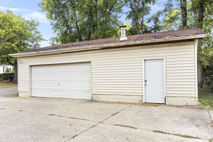 Property Photo:  3833 Saunders Ave  TN 37216 