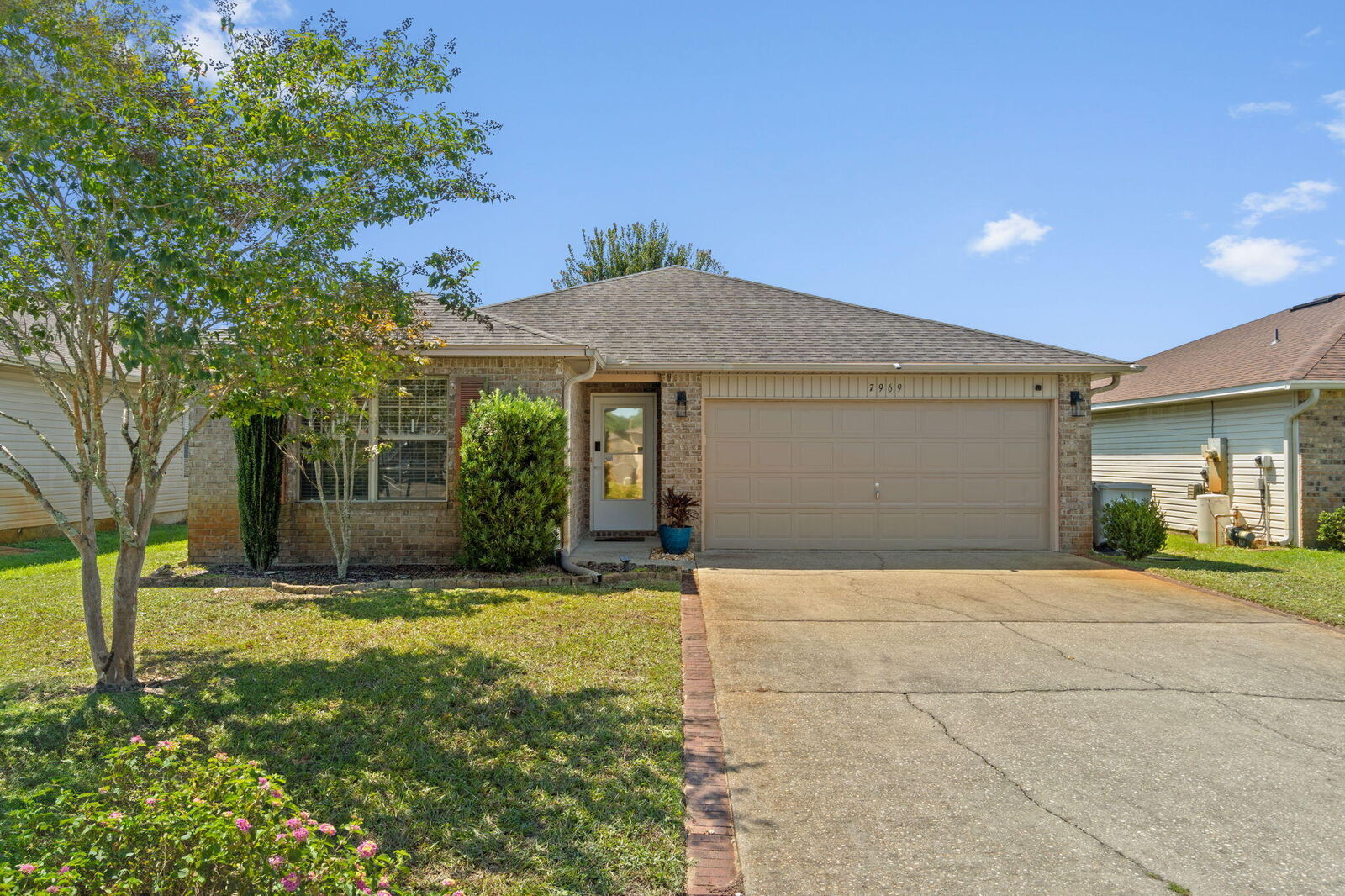 Property Photo:  7969 Promise Creek Road  FL 32566 