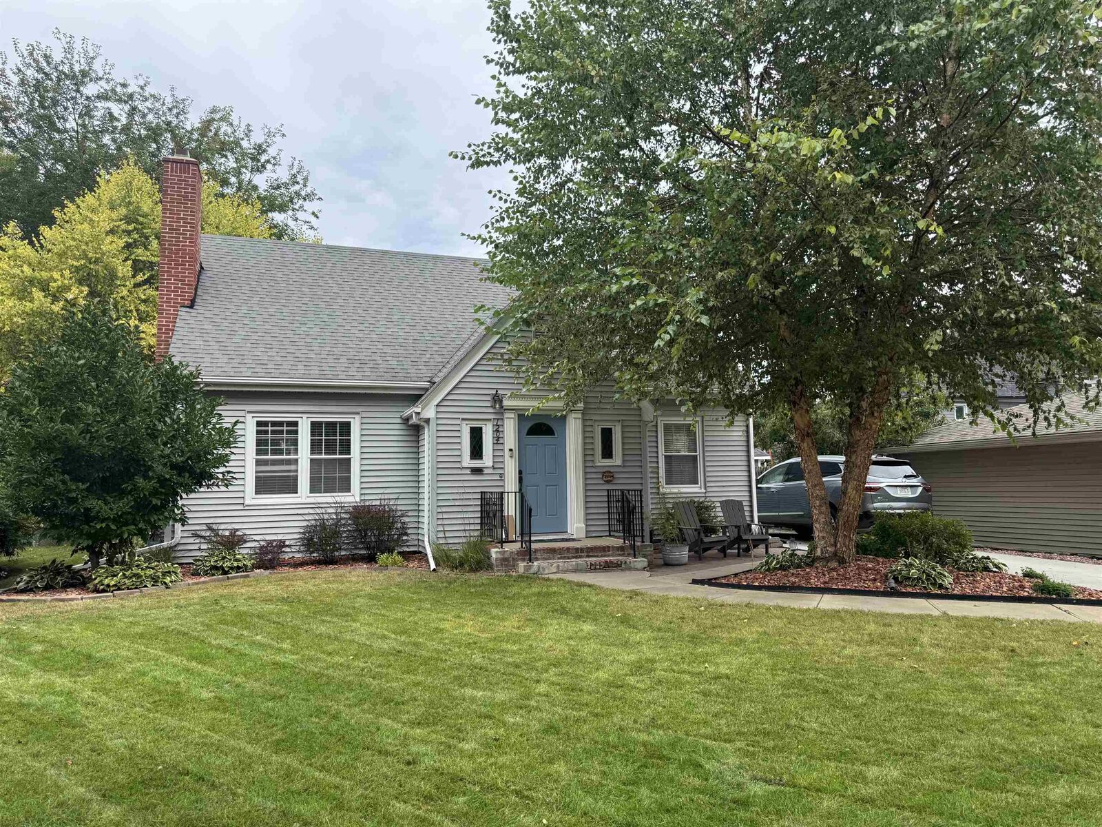 Property Photo: 1204 W Madison Avenue NE 68701