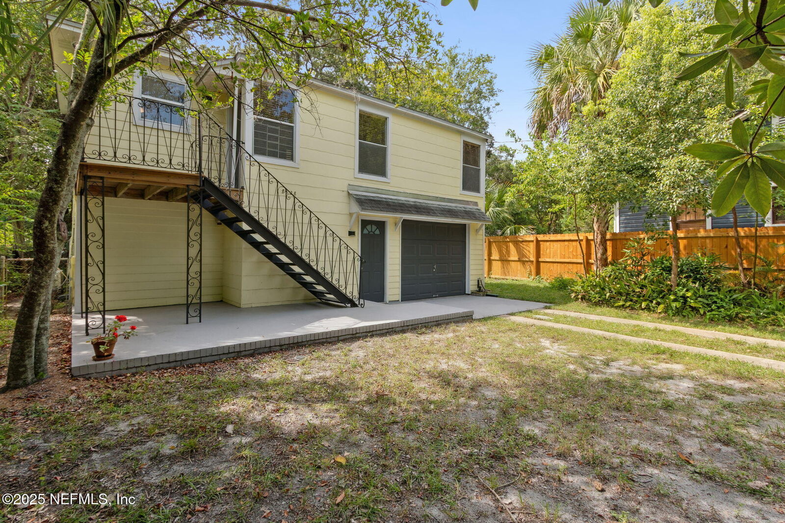 Property Photo:  2528 Gilmore Street  FL 32204 