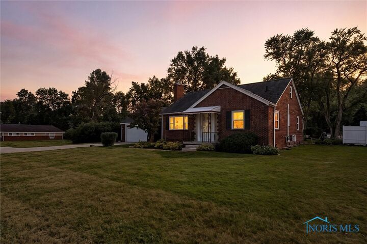 Property Photo: 2137 Tremainsville Road OH 43613