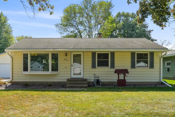 Property Photo:  2244 Roth Place  MN 55110 