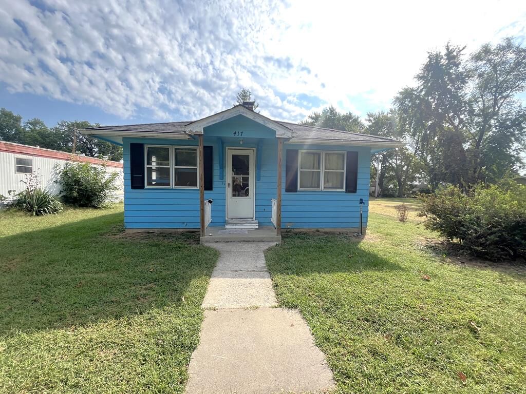 Property Photo:  417 Ash Street  MO 64643 