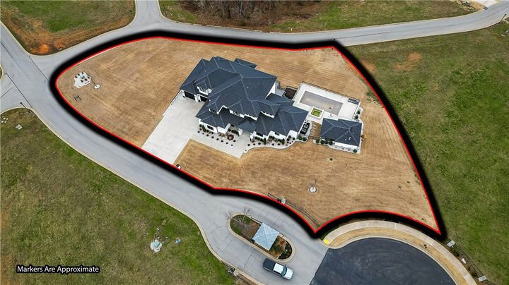 Property Photo: 3419 NW Riverbend Road AR 72712
