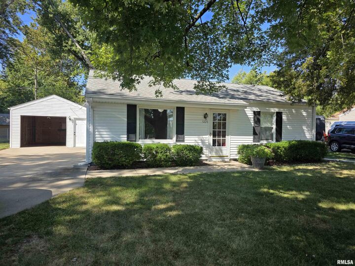 Property Photo:  5225 N Hamilton Road  IL 61614 