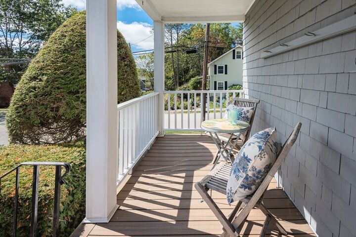 7 Overhill Rd  Natick MA 01760 photo