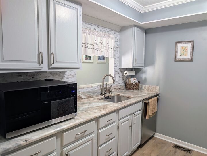 Property Photo:  24 Charles St 10  MA 01516 