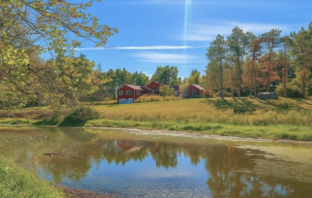 Property Photo:  523 Martins Pond Road  MA 01450 