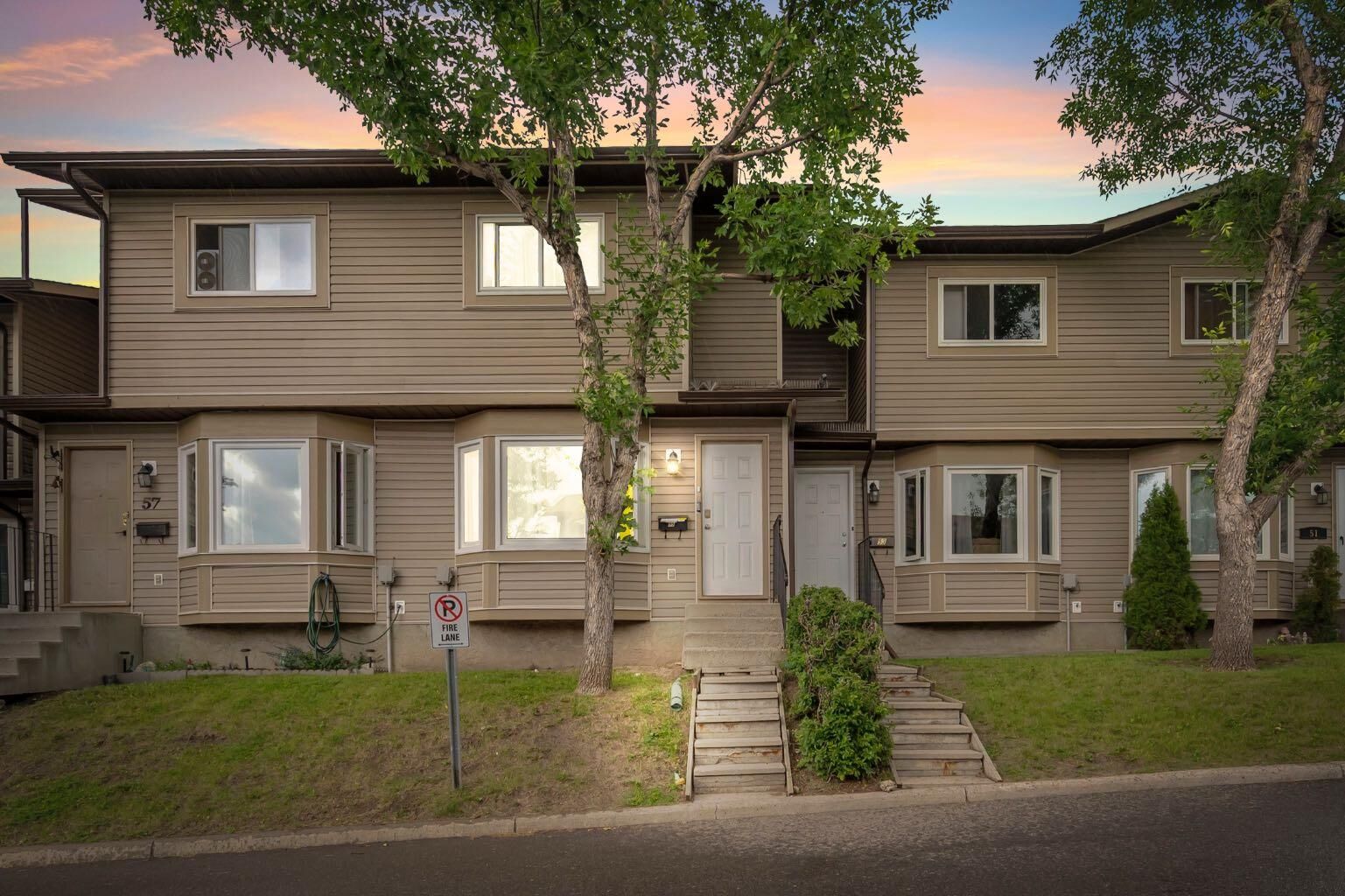 Photo de la propriété:  55 Falshire Terrace NE  AB T3J 3B6 