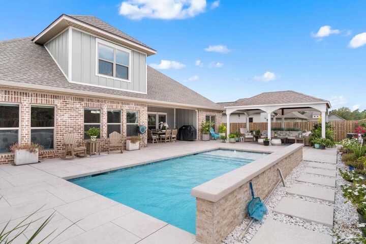 Property Photo: 2841 Buttonbush Cir FL 32533