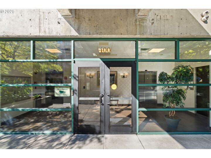 Property Photo:  400 W 8th St 236  WA 98660 