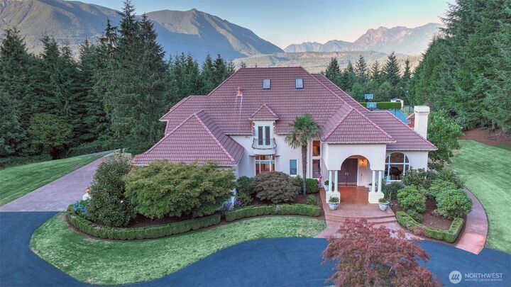 15622  Uplands Way SE  North Bend WA 98045 photo