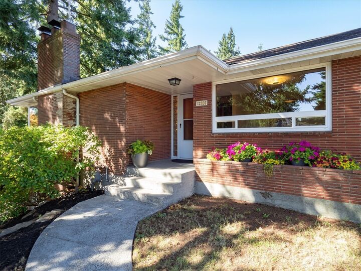 Property Photo:  12705  2nd Avenue NW  WA 98177 
