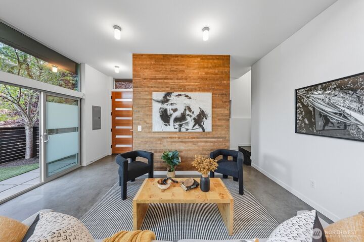 Property Photo: 3654 Courtland Place S WA 98144