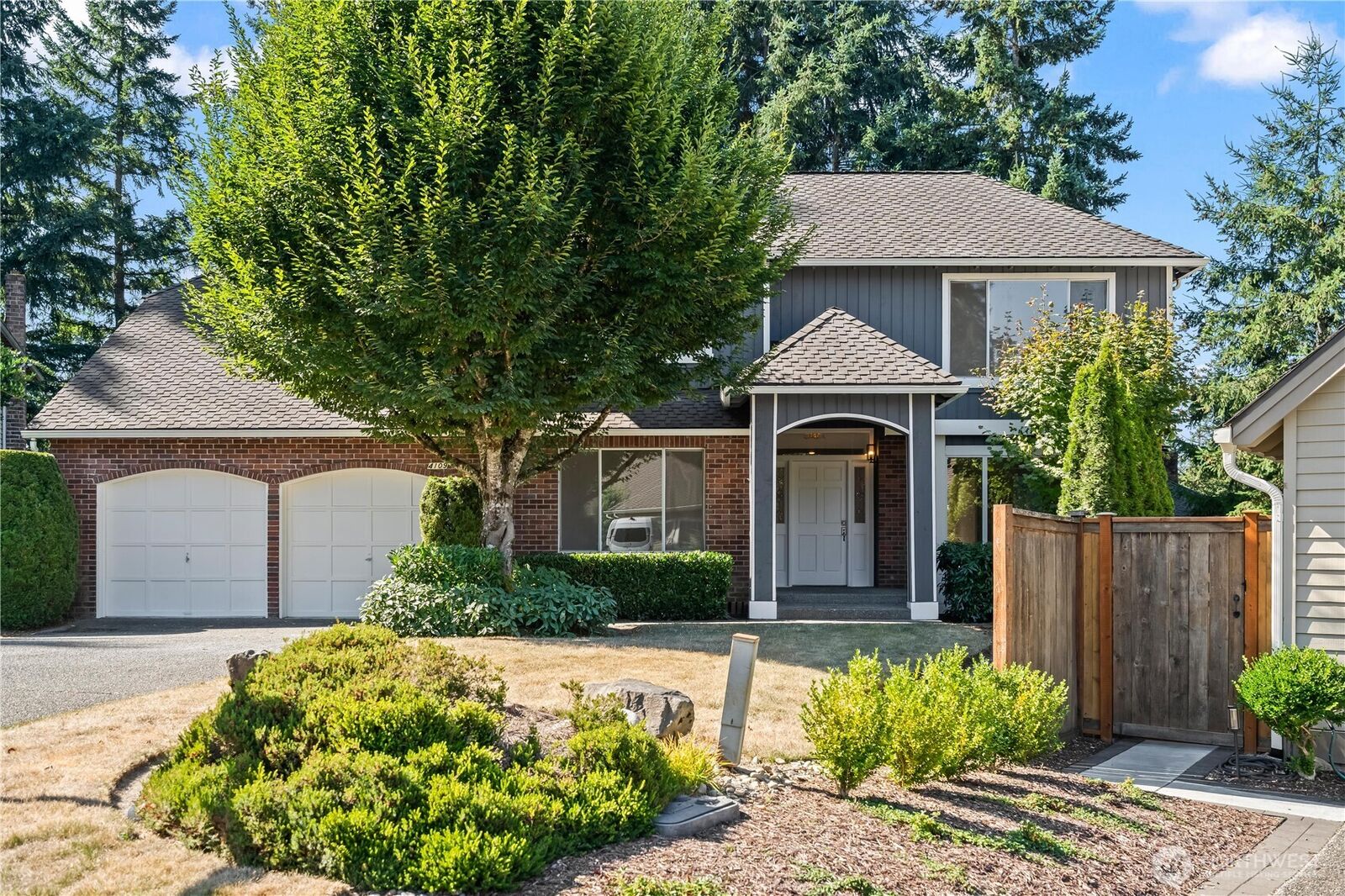 Property Photo: 4109 238th Court SE WA 98029