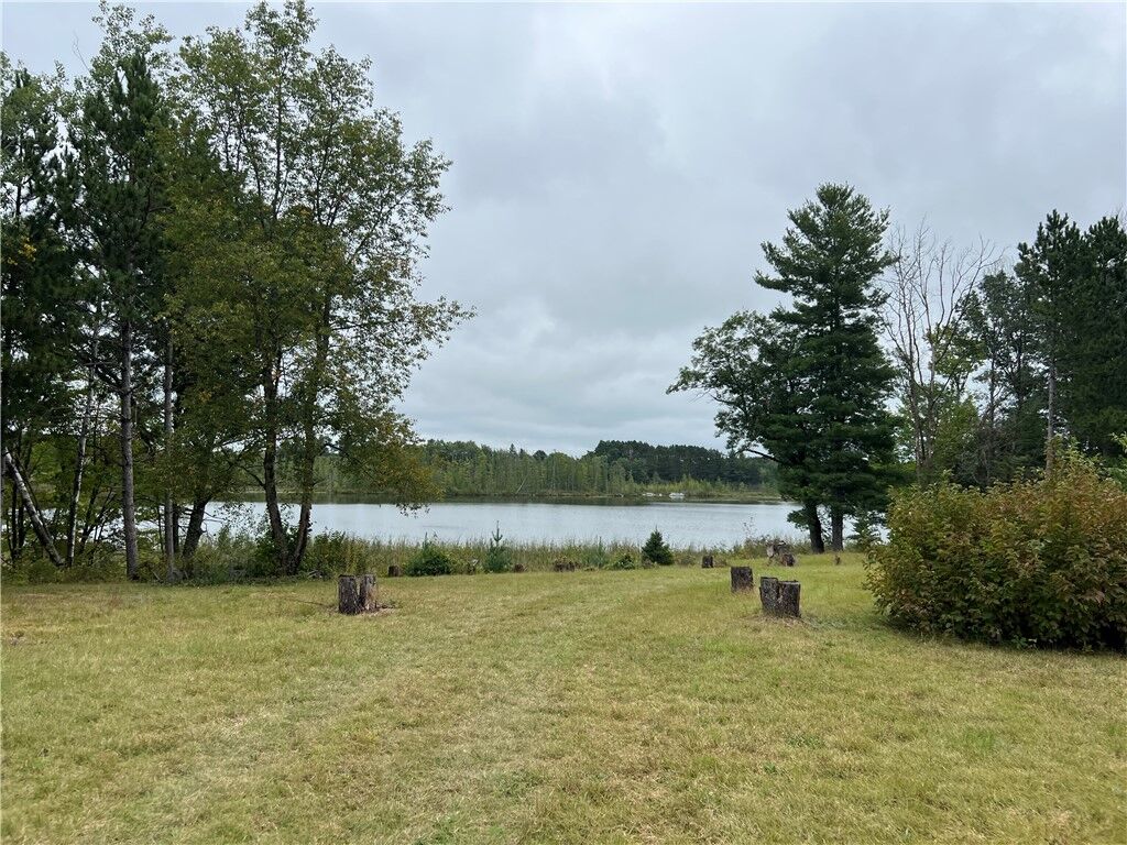Property Photo:  