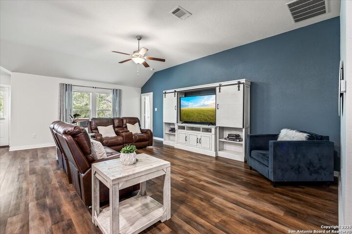 Property Photo: 16321 Amistad Pass TX 78247
